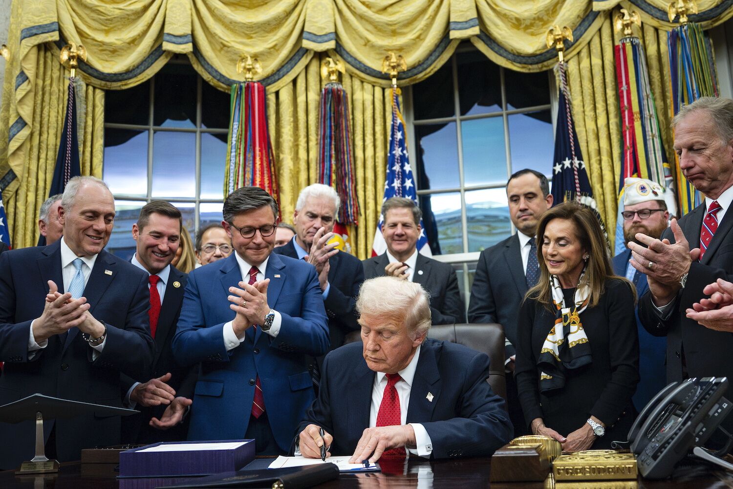 Between Seinfeld and “extortion”, agreement approved (barely): the strike in the USA ends