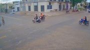 Accident between two motorcycles leaves gas delivery man and woman injured in the interior of Acre; VIDEO