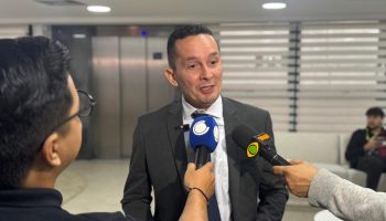 Deputy proposes amendment to resolve the situation of the Health PCCR and unions take legal action