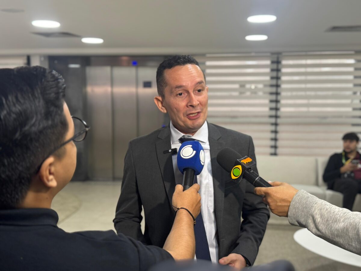 Deputy proposes amendment to resolve the situation of the Health PCCR and unions take legal action