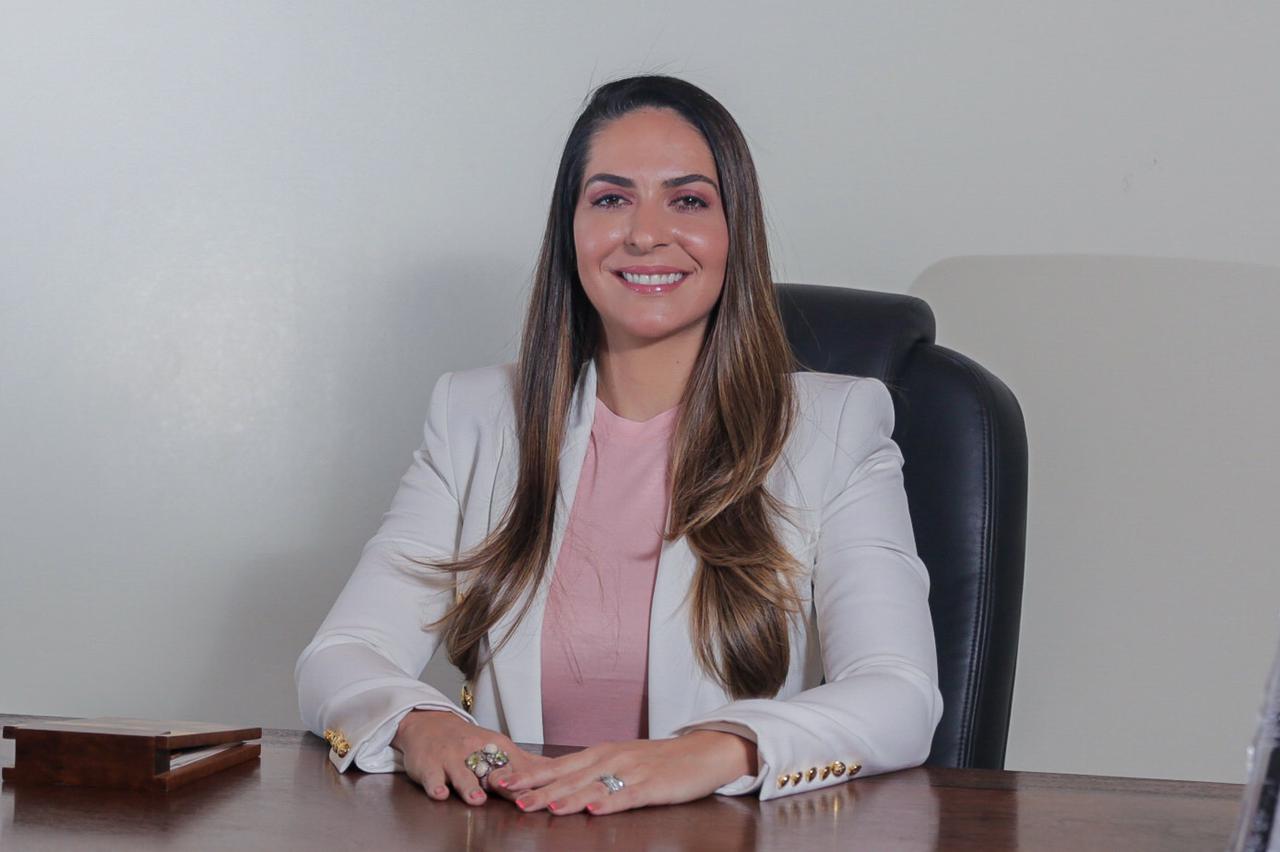 Novo nominates Gladson's ex-wife as vice-president on Alan Rick's ticket for Government