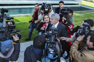 Socrates was left without his lawyer. Pedro Delille resigned to defend former prime minister