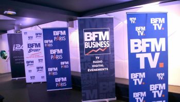 The headquarters of the French network BFM TV are evacuated due to a bomb threat