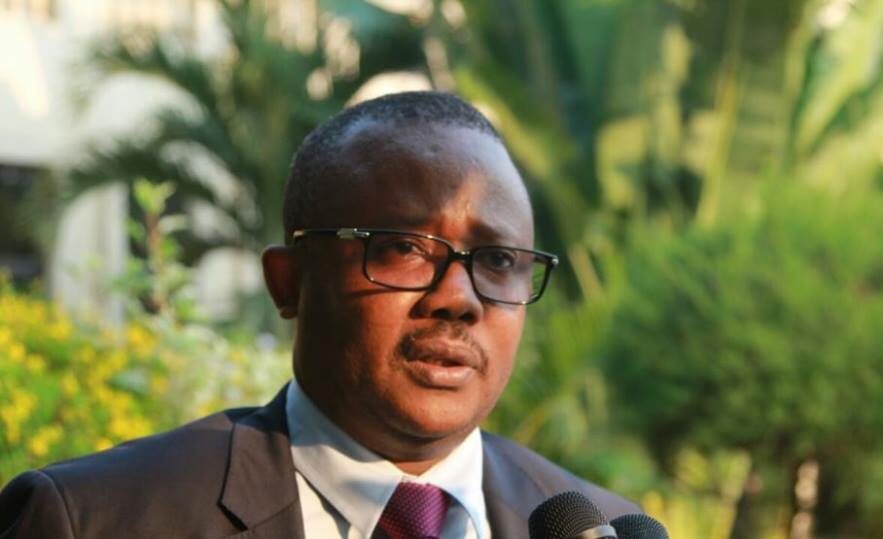 Military takes “total control” of Guinea-Bissau. President denounces coup d'état