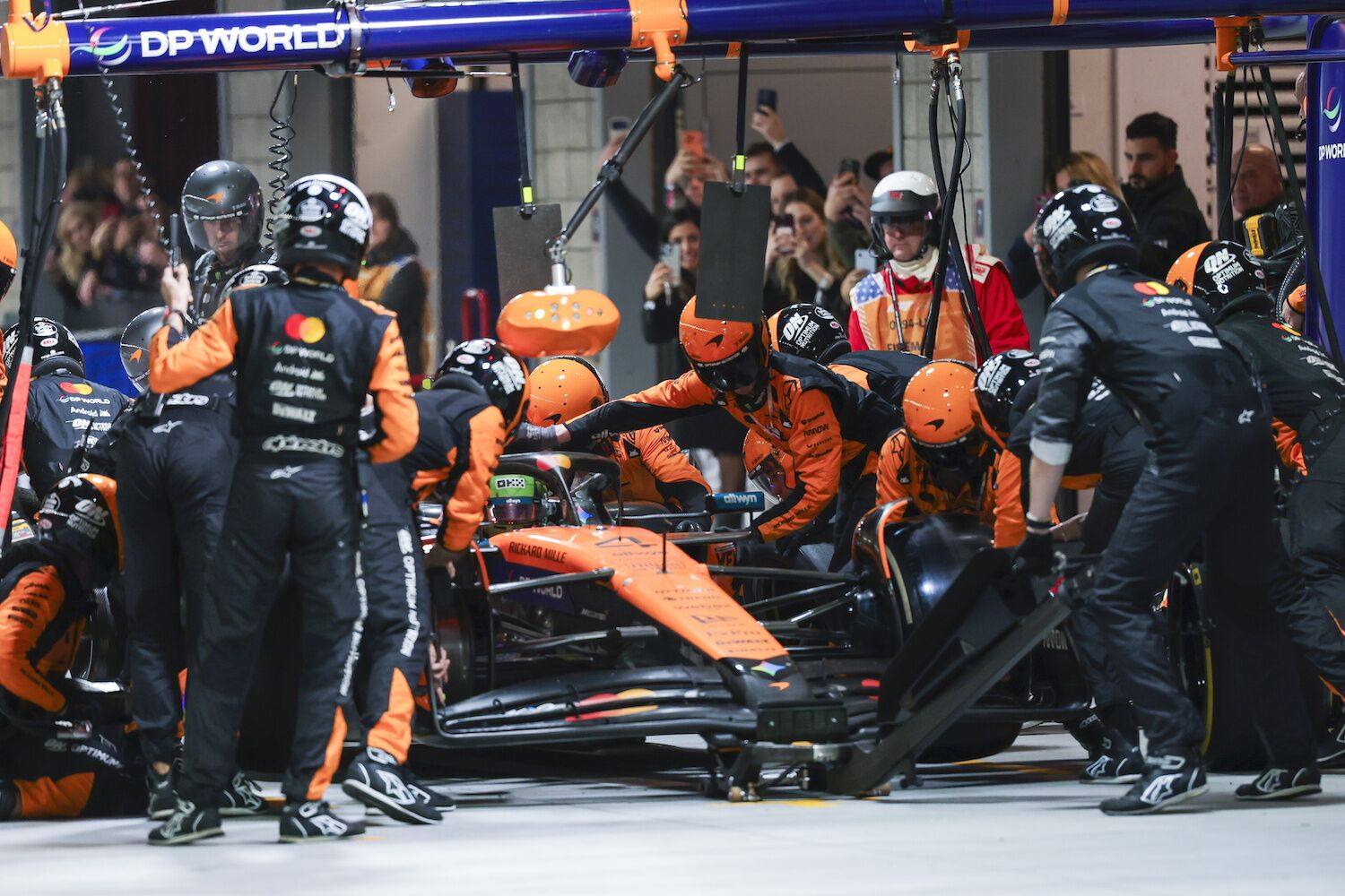 The 9 millimeters that could decide the F1 title: what happened in Las Vegas