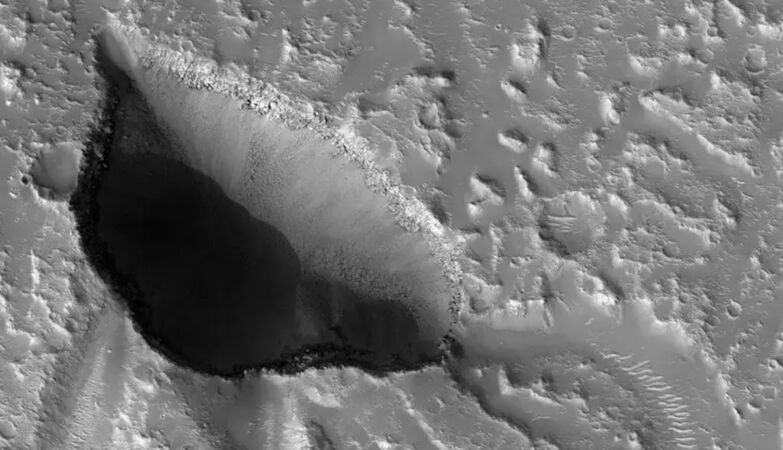 Caves on Mars may contain signs of past life