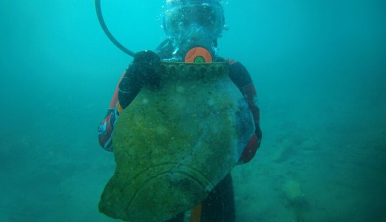 “Pompeii of Kyrgyzstan”: the incredible 800-year-old necropolis found in Lake Issyk-Kul