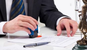 Project that would increase notary fees is suspended at Aleac after pressure from the production sector