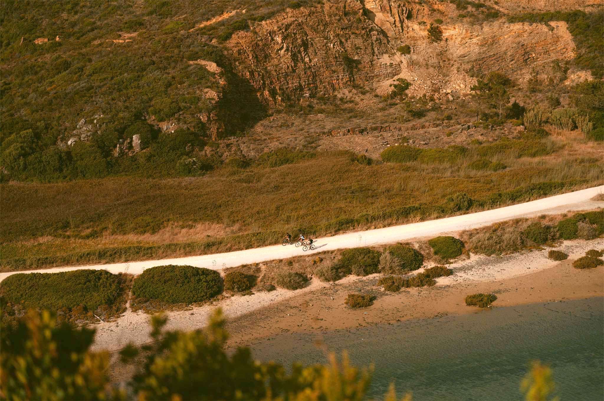 Algarve promotes itself in Spain with a focus on sustainable tourism and gastronomy