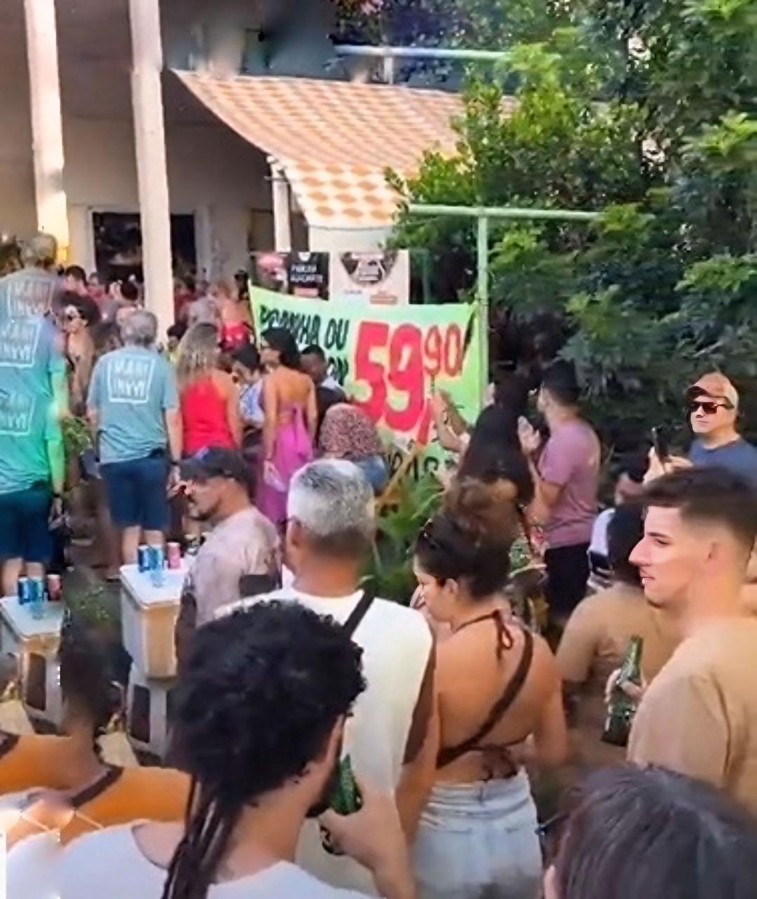 Bar in Brasília celebrates court decision while Bolsonaro maintains significant support in the Federal District