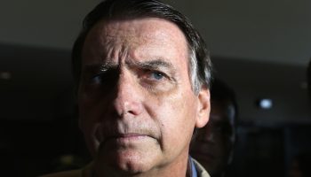 Bolsonaro confesses: “I put a soldering iron” in the electronic bracelet, out of “curiosity”