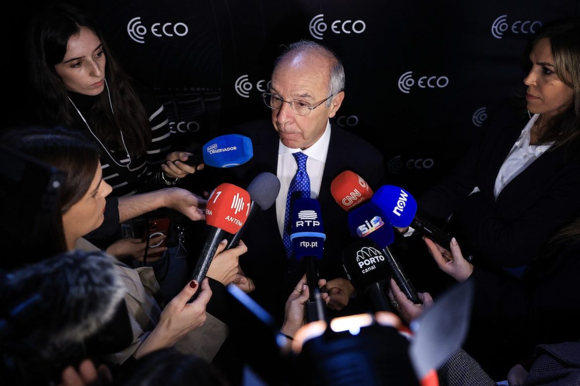 Marques Mendes is having a “strange” feeling on television
