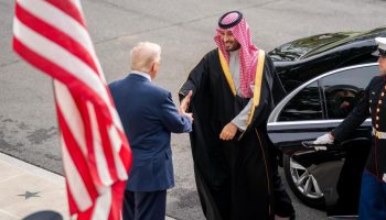 Trump exonerates Bin Salmán of accusations of murdering Jamal Khashoggi in 2018, columnist in 'The Washington Post'