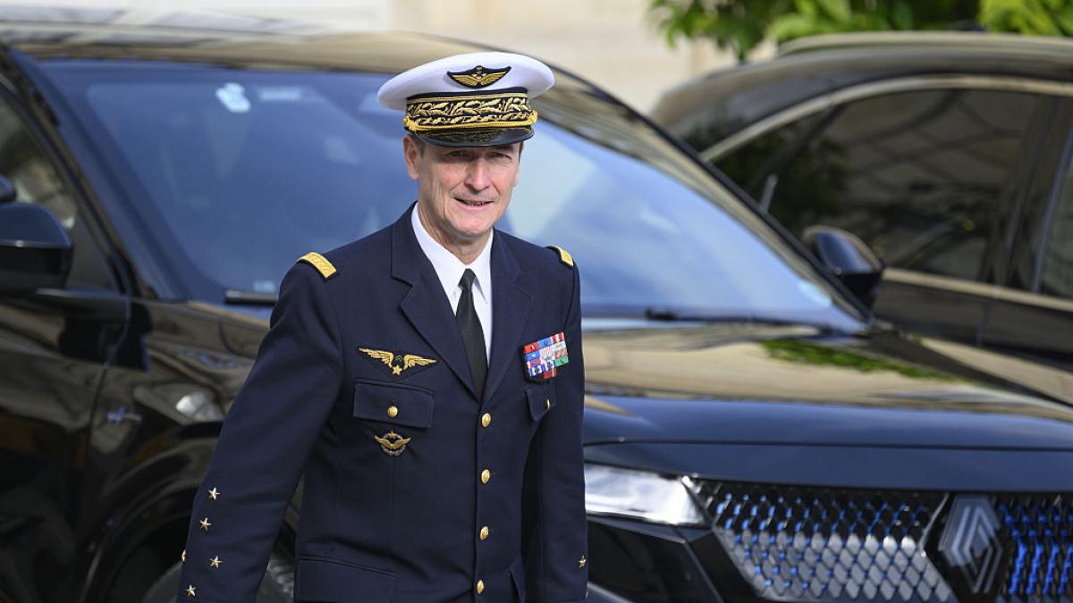 The head of the French Army asks the country to prepare to "lose its children" in a war with Russia "in three or four years"