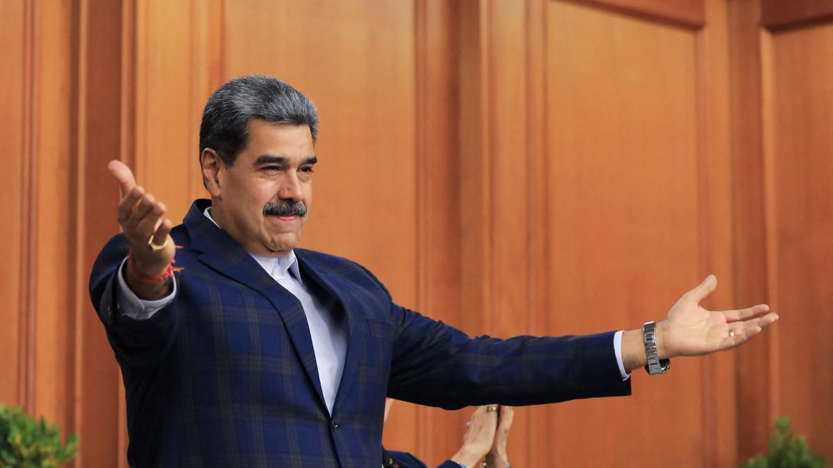 And now, let Trump come: Maduro names Jesus Christ "lord and owner of Venezuela"