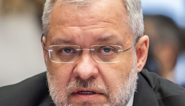 It is the “biggest case” of corruption in Ukraine; ringleader fled before the searches – and was a partner of Zelenskyy