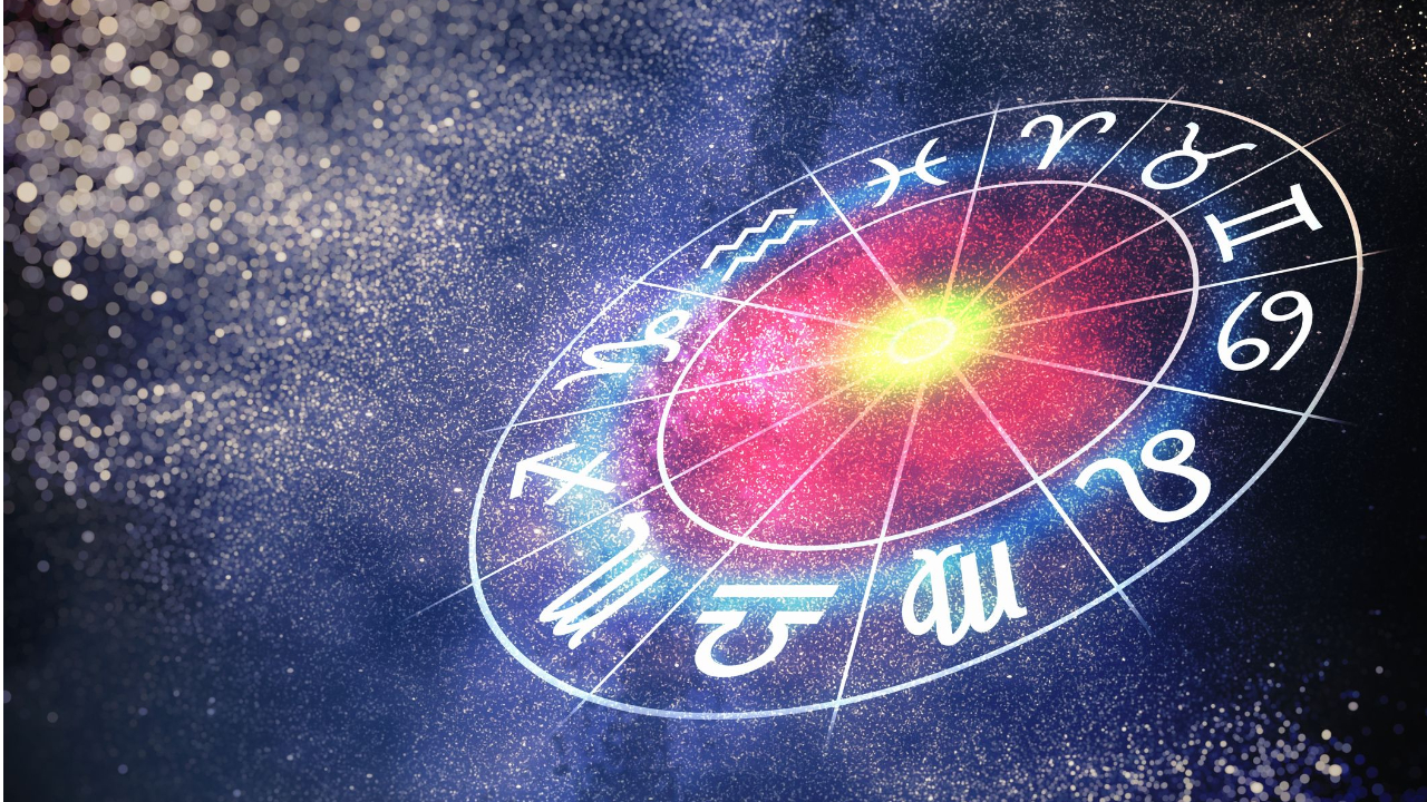 Horoscope Urania for November 29 - December 5. The sign that has good physical and mental health, optimism and luck