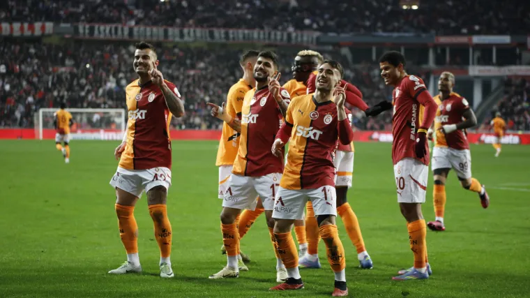 Escalação do Galatasaray hoje: time titular e desfalques para jogo com o USG (25/11) image
