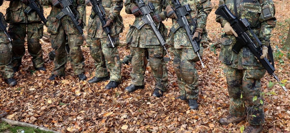 Ιταλία: Η κυβέρνηση Μελόνι εξετάζει αλλαγές στη στρατιωτική θητεία