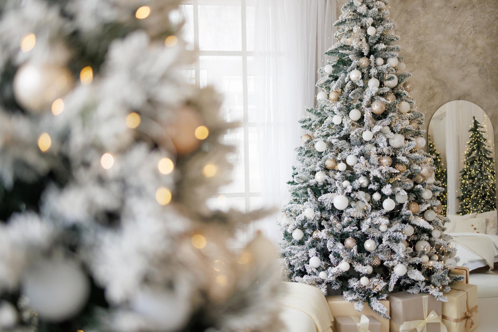 Christmas 2025 The most beautiful inspirations for decorating the Christmas tree in 2025. The whole family will envy you a tree decorated like this. How to decorate a Christmas tree?