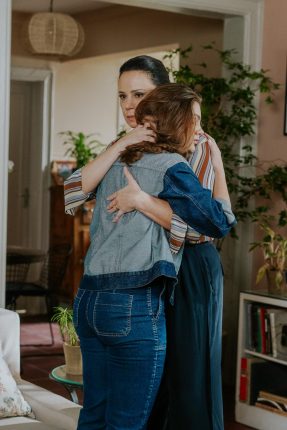 Vannessa Gerbelli and Débora Ozório