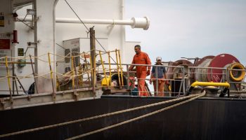 Ουκρανία: Τουρκικό τάνκερ μεταφοράς LPG στις φλόγες από ρωσικό drone