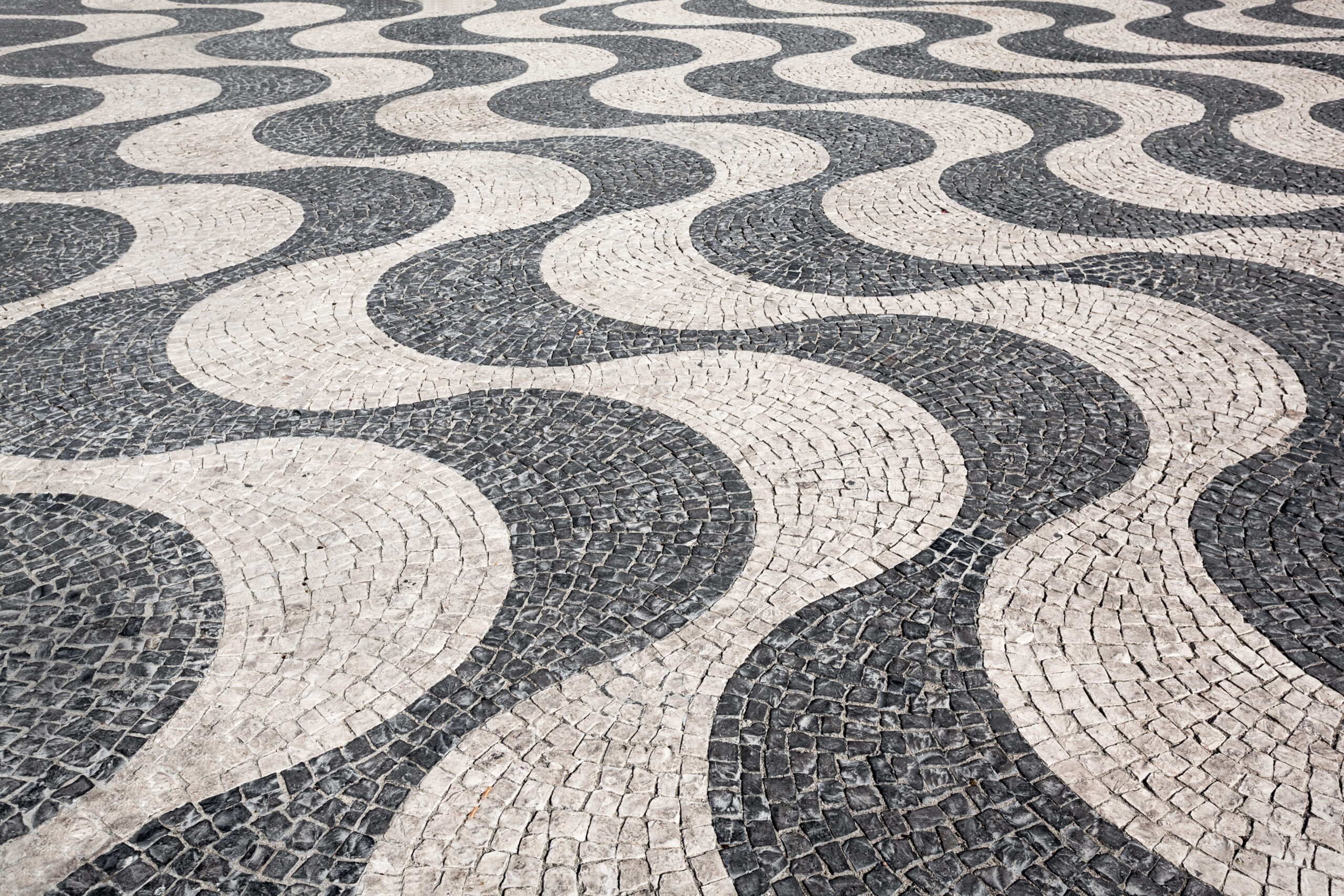 Did you see this among the paving stones? Keep it because it could be worth more than €50,000