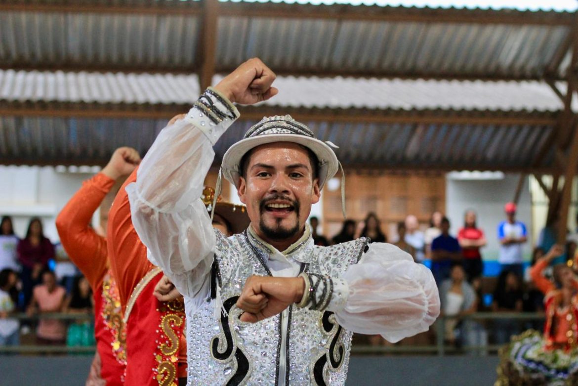 Culture in focus: Junina Pega-Pega brings joy and tradition to Escola João Batista Aguiar this Tuesday
