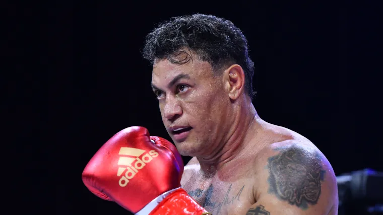 É verdade que Popó vai voltar a lutar? Ele desistiu da aposentadoria? image