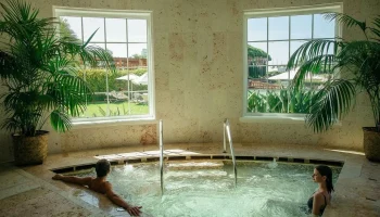 Domes Lake Algarve has an offer for those who just want to visit: you can go to the spa for 3 hours for less than €30