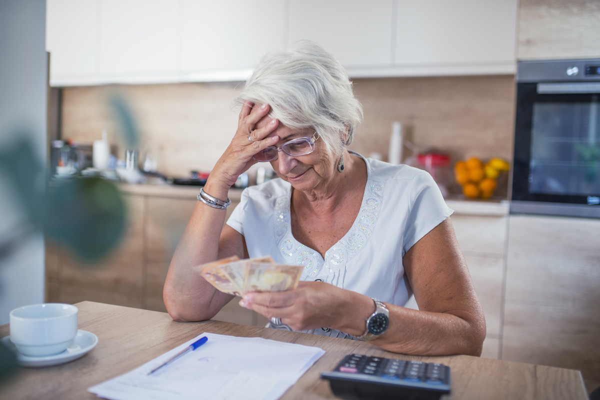 “It was a shock”: 62-year-old retired woman considers her €2,000 pension “reasonable” even though she lost €800 towards her last salary