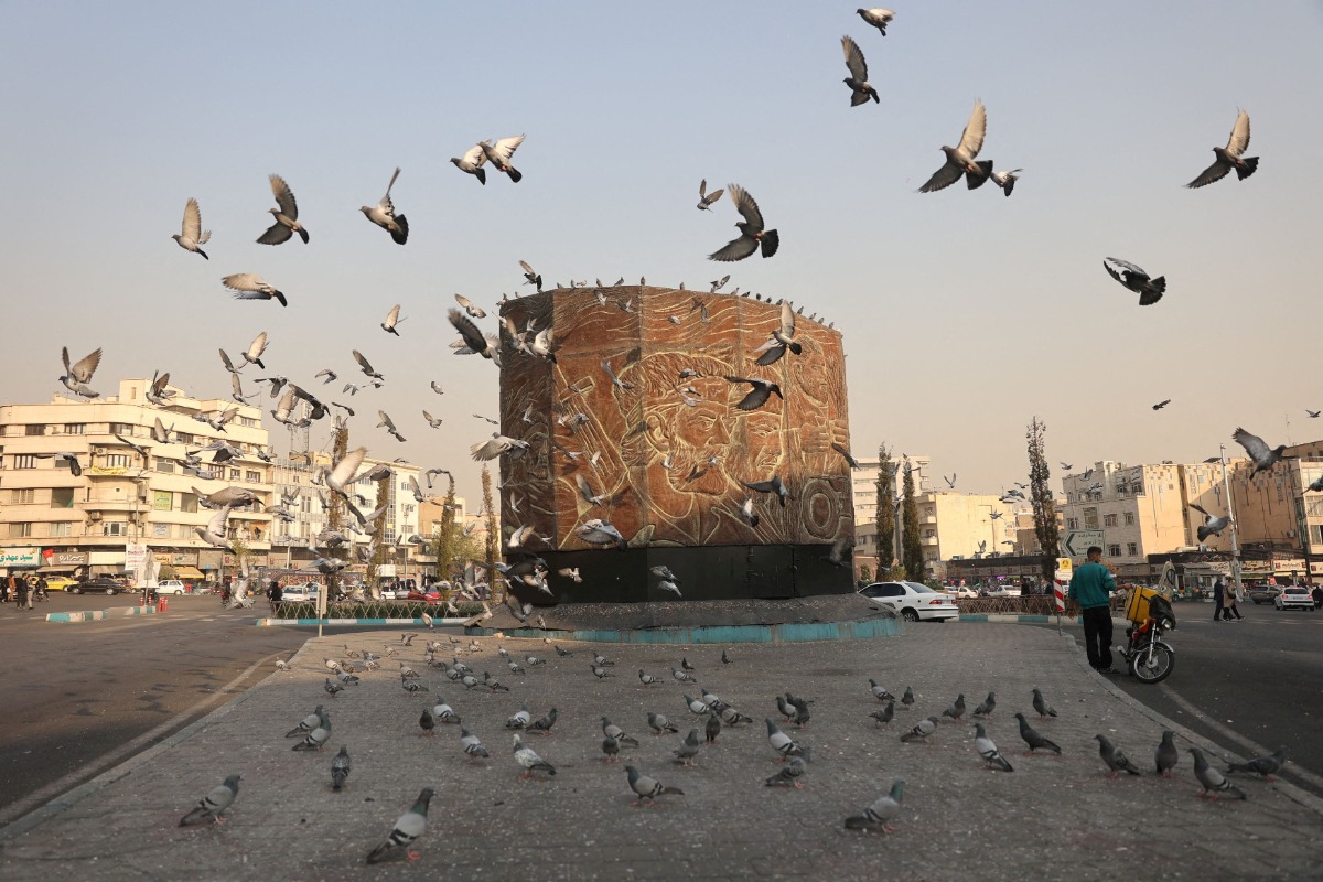 Ιράν: Η λειψυδρία πιθανό να οδηγήσει σε εκκένωση της Τεχεράνης – Προειδοποίηση από Πεζεσκιάν