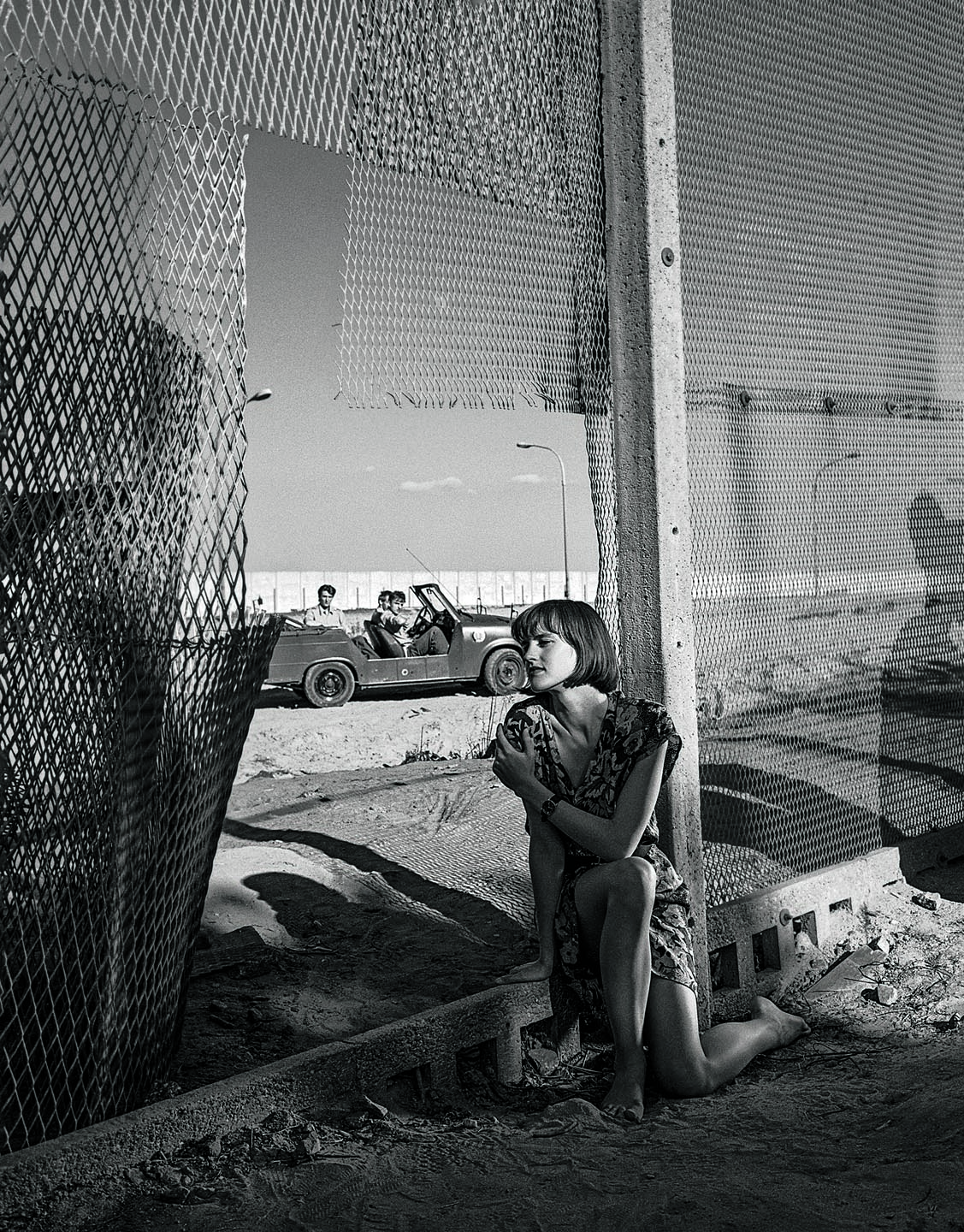 The woman who crossed the Berlin Wall hidden in a trunk