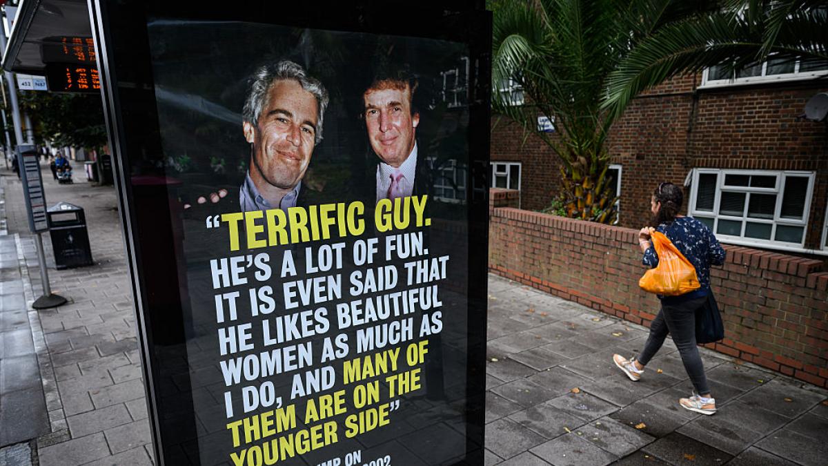 'Plot twist': Trump now asks Republican congressmen to vote to release Epstein files