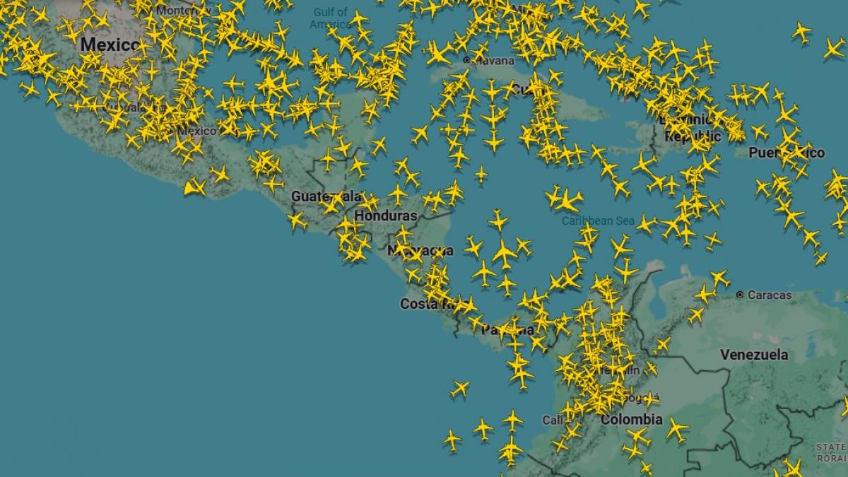 Venezuela from the air: an almost prohibited route in the midst of an escalation of international tension