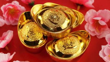 Magic weekend for 3 CHINESE ZODIAC. Keep your entryway free of clutter to access the gateway of abundance