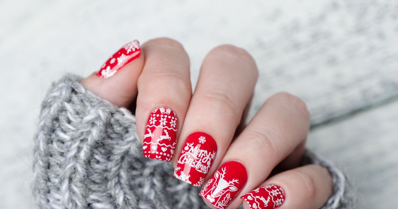 When choosing a Christmas manicure, we have many patterns to choose from /Pixel