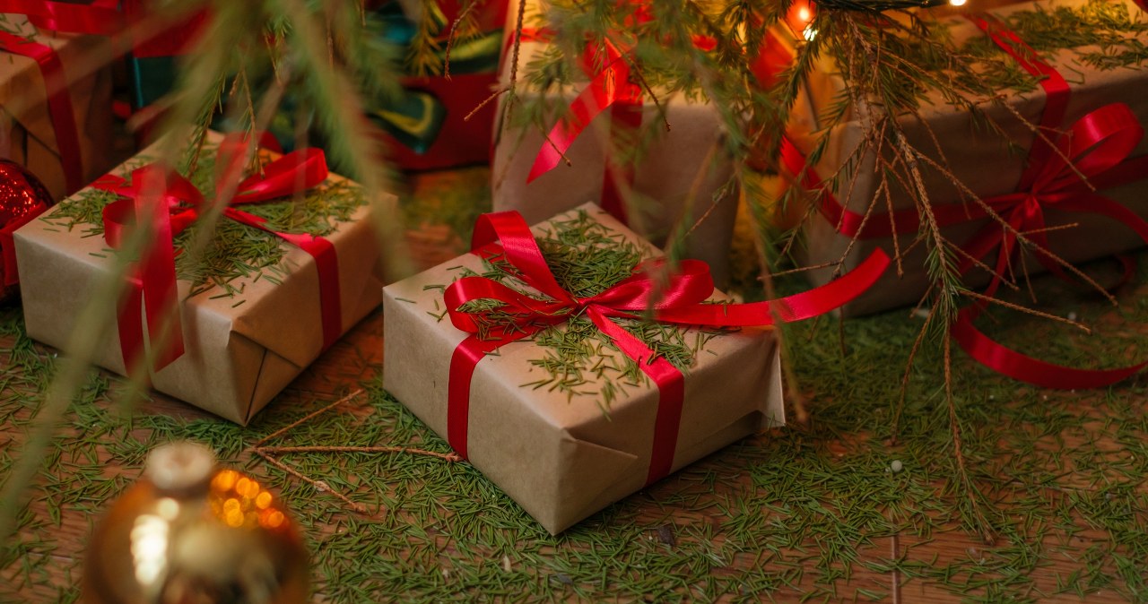 Acclimatizing your Christmas tree can prevent your tree from losing its needles prematurely