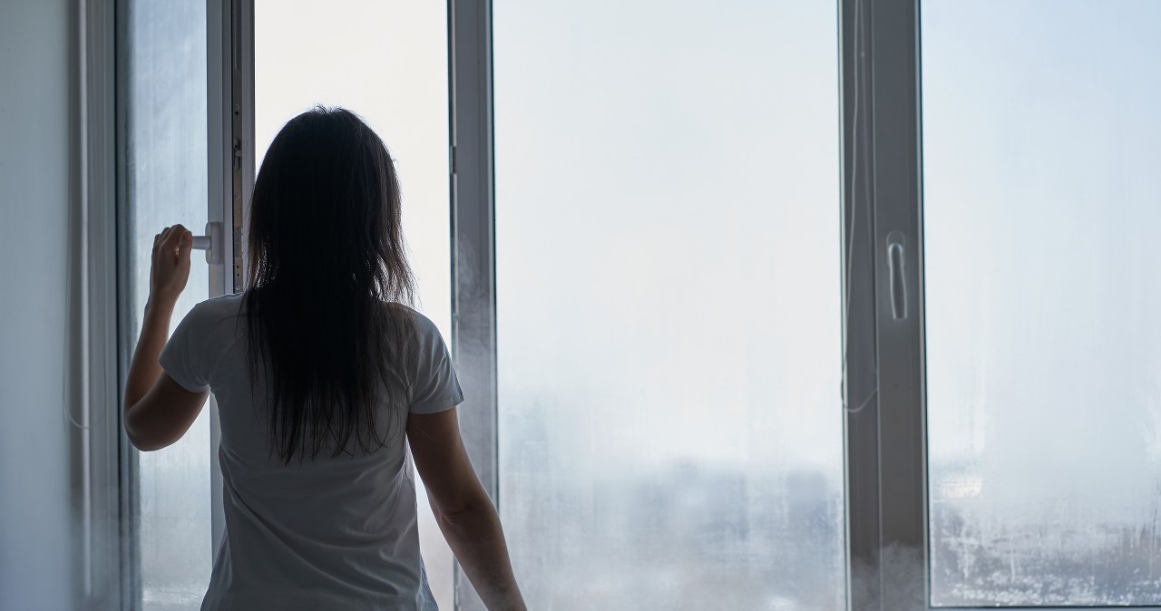 How to air your apartment in winter? The expert indicates the best hour