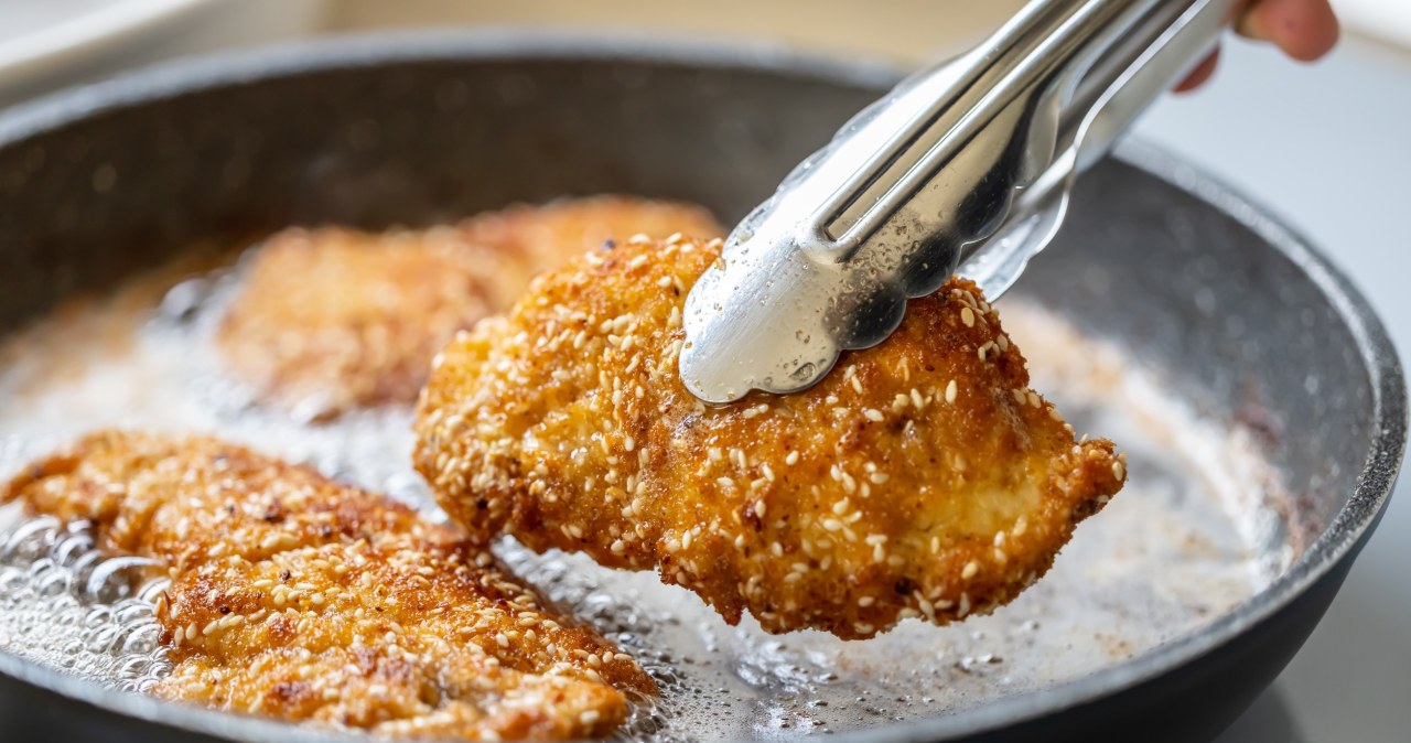 It has almost no bones and does not fall apart during frying. Fish is perfect not only for Christmas Eve