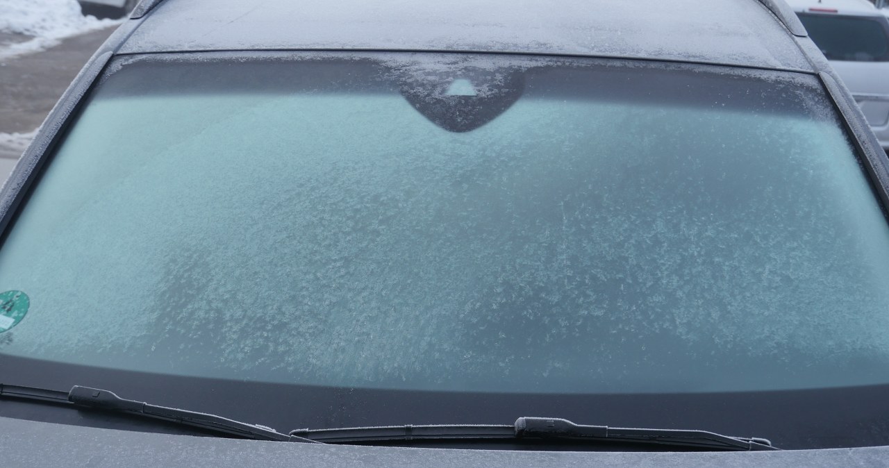 During frosts, I replace windshield washer fluid with this. The car windows don't freeze