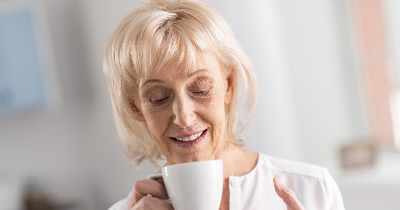 It will strengthen bones and tame cholesterol. Drink every day instead of traditional tea