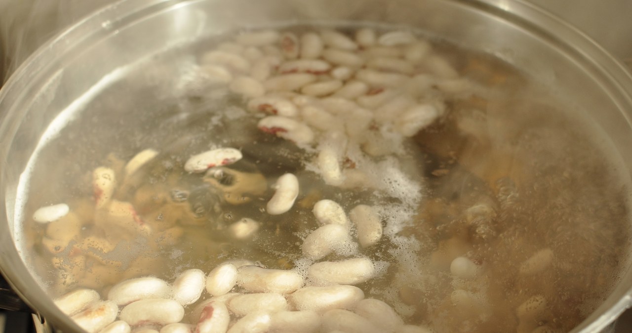A masterful recipe for cooking beans. It will not fall apart and will be easier to digest