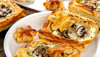 Puff pastry with mushrooms and blue cheese. The simplest warm snack for New Year's Eve