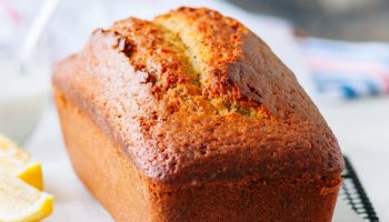 Perfectly fluffy and light. A simple lemon cake for a weekend afternoon snack