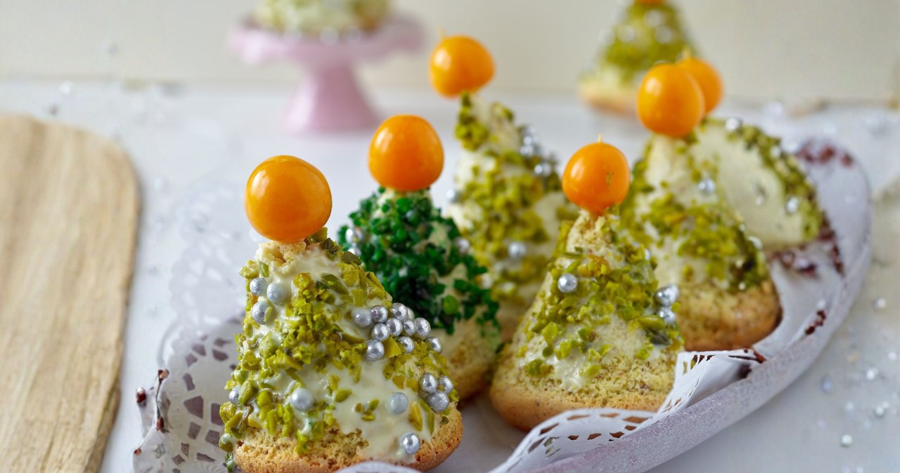 Tasty Christmas trees for the Christmas table. They will be a hit this year