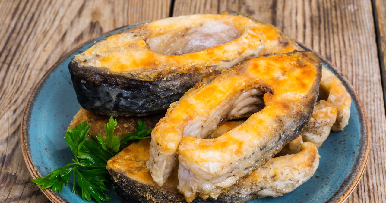 How to remove the smell of mud from carp? My grandfather had a foolproof way to do this, and now I use it