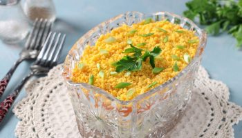 ​Tired of classic vegetable soup? This year, make a sunny salad for the holidays