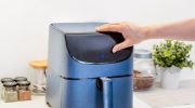 This is how you can clean even the most run-down airfryer. 10 minutes and no scrubbing