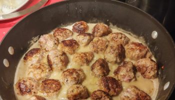 Meatballs like from a furniture store, the taste is amazing. My family is eating